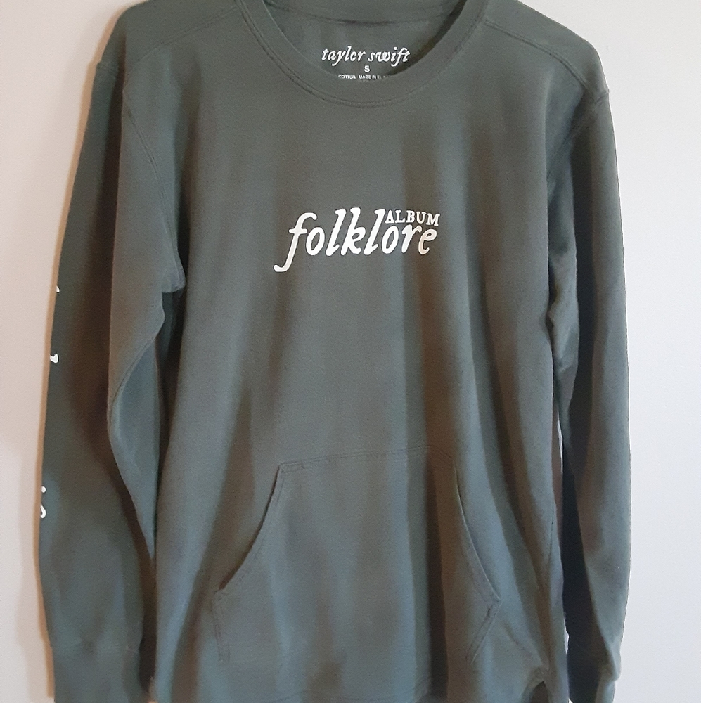 TAYLOR SWIFT FOLKLORE ALBUM LONG SLEEVE